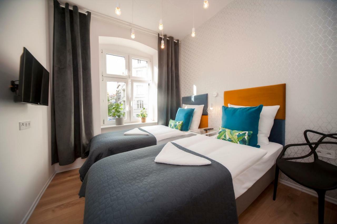 بوزنان Very Berry - Glogowska 35A - Mtp Apartments - Self Check In 24H المظهر الخارجي الصورة