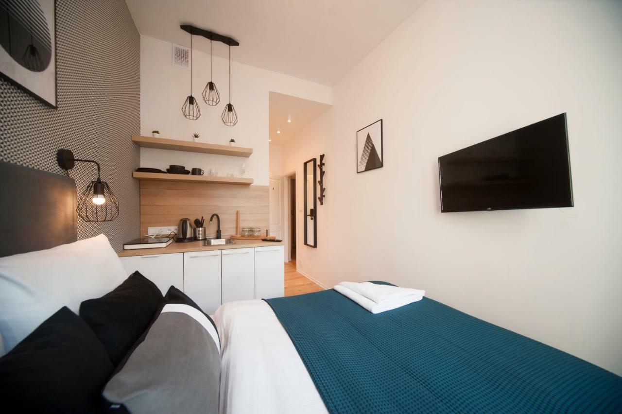 بوزنان Very Berry - Glogowska 35A - Mtp Apartments - Self Check In 24H المظهر الخارجي الصورة