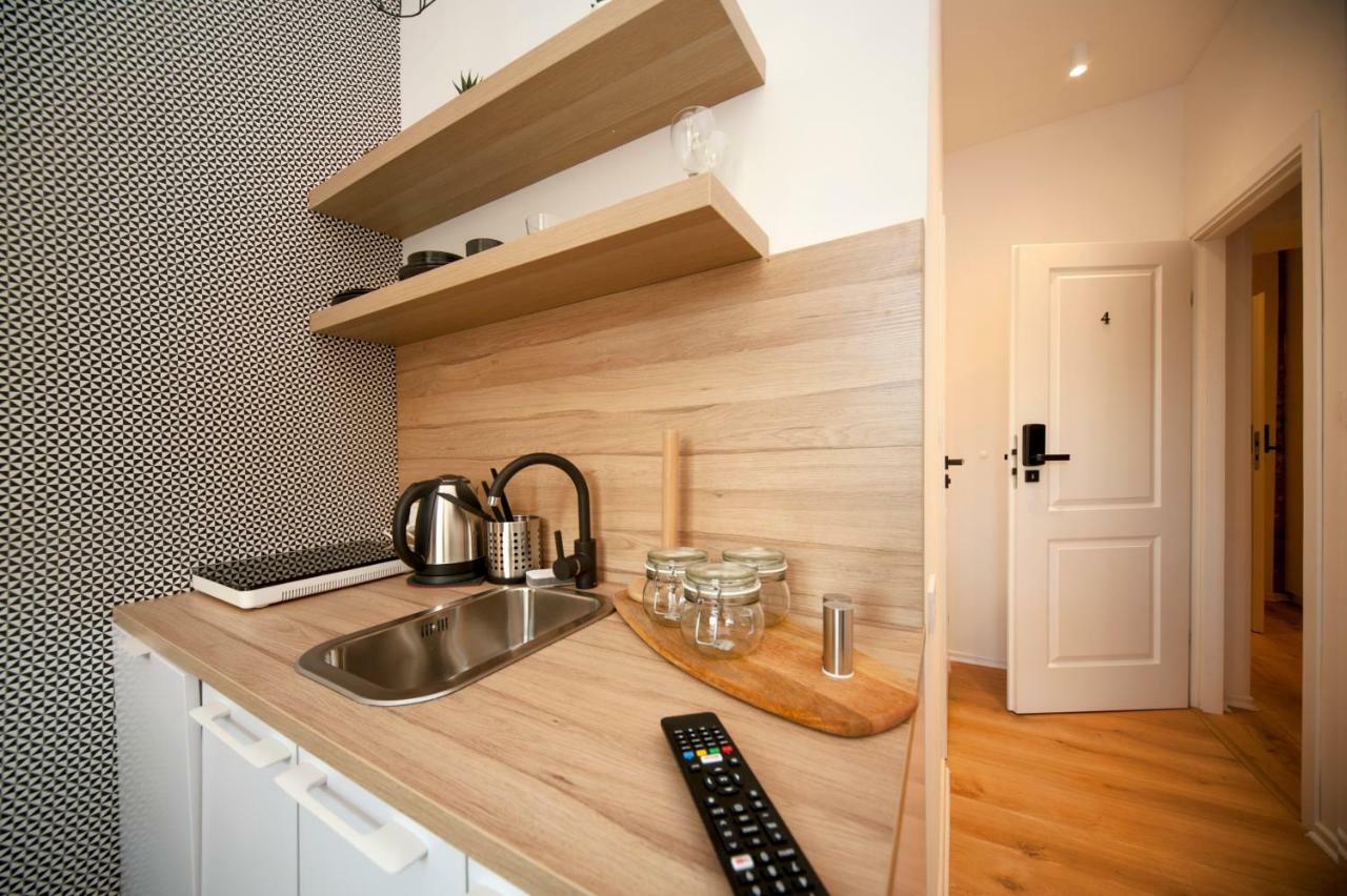 بوزنان Very Berry - Glogowska 35A - Mtp Apartments - Self Check In 24H المظهر الخارجي الصورة