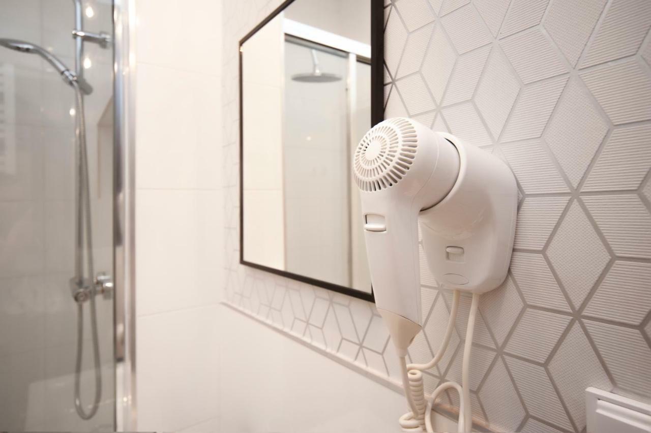 بوزنان Very Berry - Glogowska 35A - Mtp Apartments - Self Check In 24H المظهر الخارجي الصورة