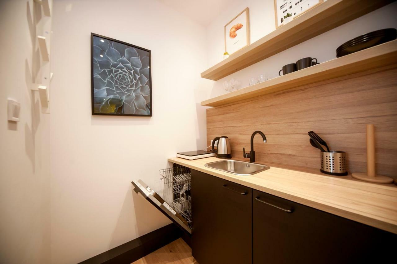 بوزنان Very Berry - Glogowska 35A - Mtp Apartments - Self Check In 24H المظهر الخارجي الصورة